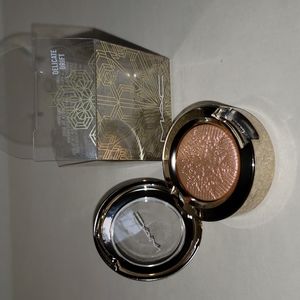MAC Extra Dimension Eyeshadow in shade Delicate Drift